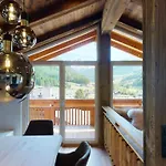 アパート A Casa Kristall