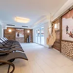 アパート A Casa Kristall *