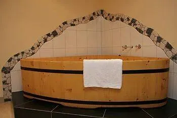 Apartamento A Casa Kristall