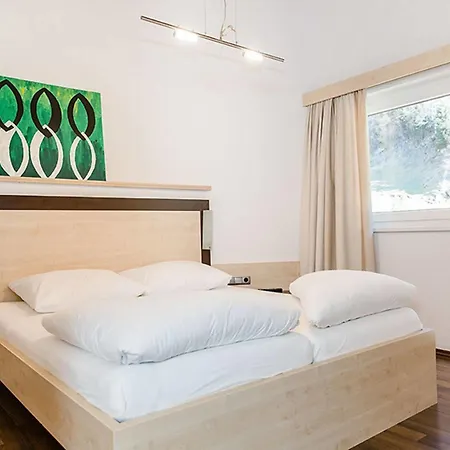 Apartamento A Casa Kristall